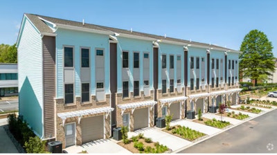 Lease Takeover!! – Cute 3-Story Townhome  Main Photo