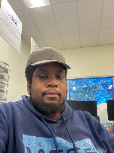 Looking for private room or efficiency. Main Photo