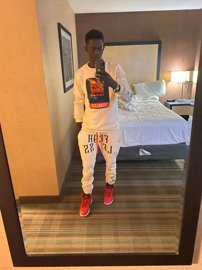 2 rooms sought by male and female Main Photo