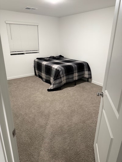 Room for rent - 1 Bed/ 1 Bath Main Photo