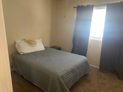 Rooms available for rent. Females preferred.  Main Photo