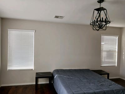 Master bedroom Main Photo