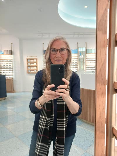 Female Seeks Same to Rent Room/Share Apt Main Photo