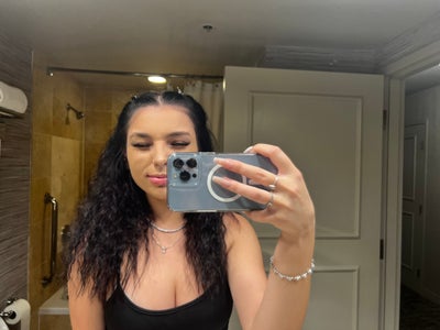 I am a female student aged 23. I am available... Main Photo