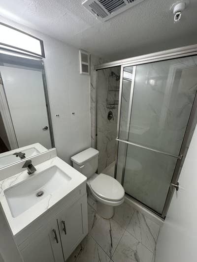 ISO Roommate for Master Bedroom Main Photo