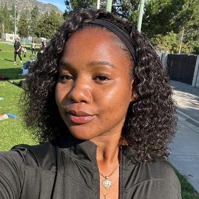 Student Female seeks a small or large room Main Photo