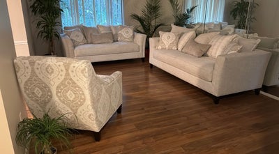 Beautiful One Bedroom Private Bathroom  Main Photo