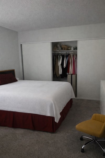 Private Room and Bathroom Main Photo