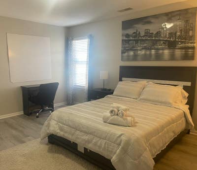 Uptown Themed Private Room | Furnished • Calm • P Main Photo