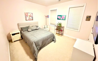 Private room with Private bathroom  Main Photo