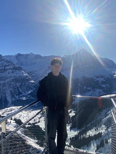 Im from the UK and interning in NYC for 44 we... Main Photo