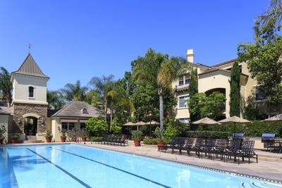 Bedroom and Private Bath in a 2b2b gated community Main Photo