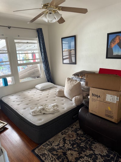 Single room for rent  Main Photo