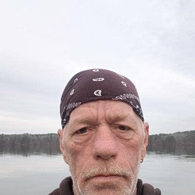 Room wanted in Tampa, FL Main Photo