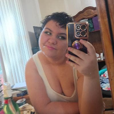 Female, 18, ASAP, Budget $700, Females Only Main Photo