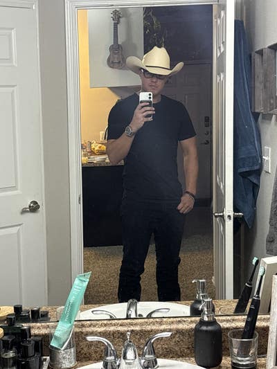 $2000 Budget, Male, 32, Ready to Move In Main Photo