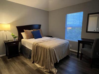 High_Quality Comfort in a Spacious _Story Home Main Photo