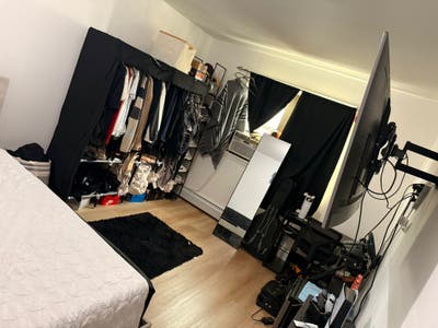 Room for Rent Main Photo