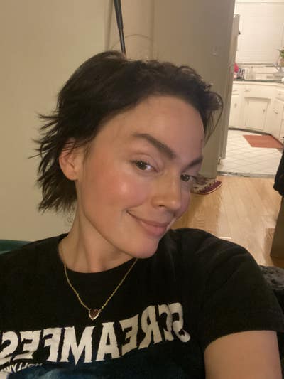 Female, 33, Budget $900, Ready to move in Main Photo