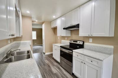 Orange Townhome Main Photo