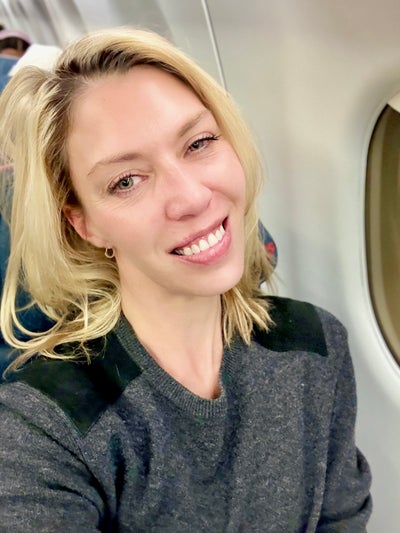 Female, 43, $1200, Ready to move in now Main Photo