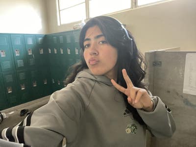 Female, 18, Needs Room, $700, Move Now Main Photo