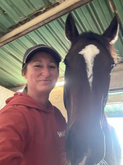 Female, 48, Move In March, Budget $1500 Main Photo