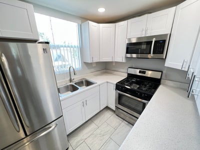 2 Bed 1 Bath House for Rent in Azusa Main Photo