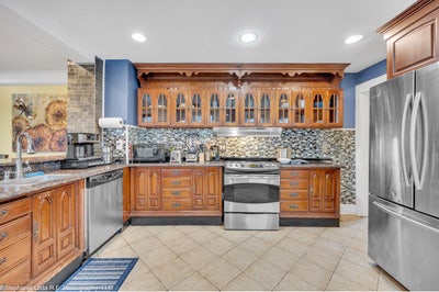 Wallingford Rental w Off-Street Parking  Main Photo