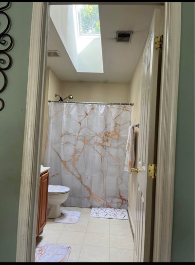 Furnished room with everything included Main Photo