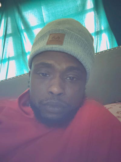 Room wanted in Miami Gardens, Miami-Dade County... Main Photo