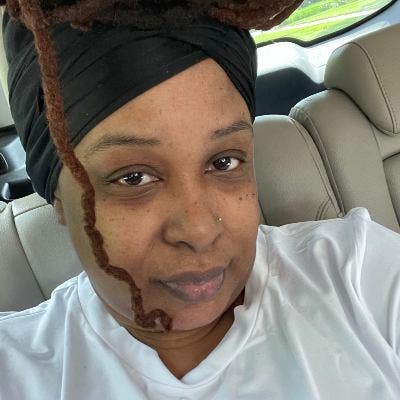 A mature couple looking for a room to rent  Main Photo