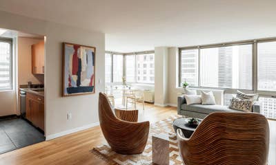 Looking for third for luxury FiDi apt Main Photo