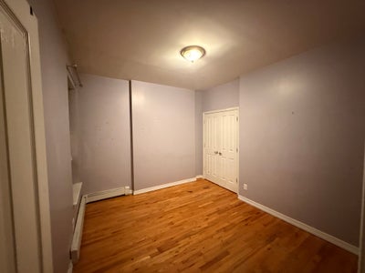 Room for Rent Main Photo