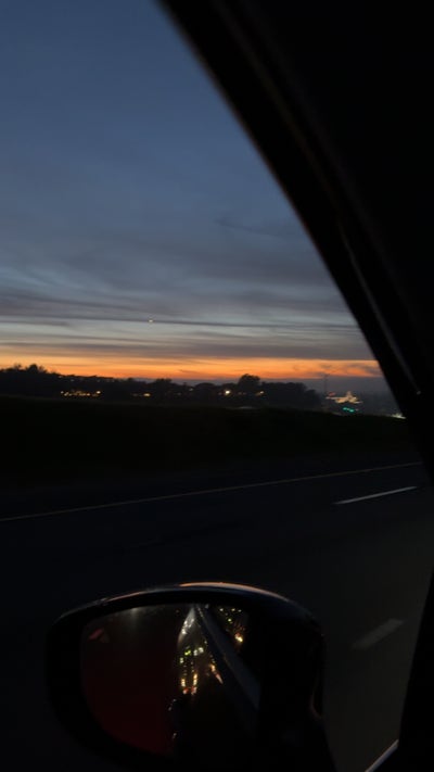 Room wanted in corona Main Photo