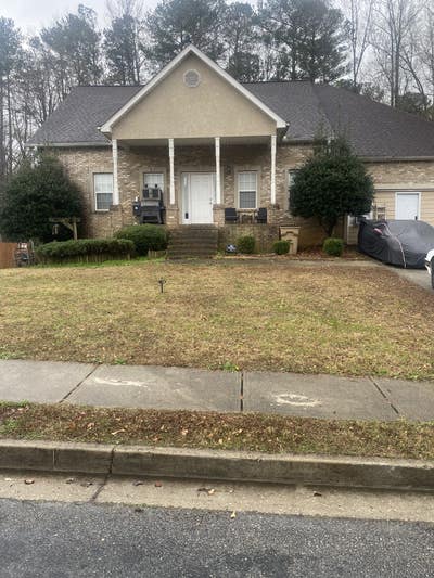 Very spacious rooms for rent Main Photo