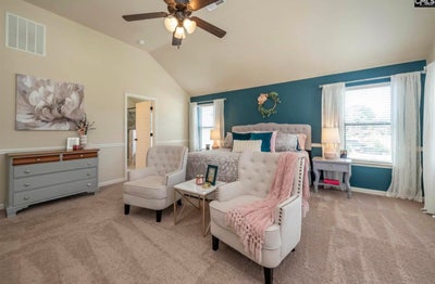 Private spacious master bedroom with attached bath Main Photo