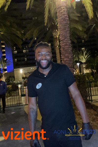 Professional Male seeks a large room Main Photo