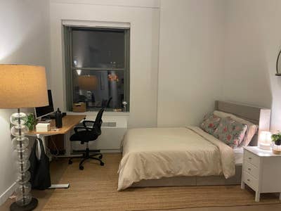 Subletting studio apartment in FiDi for 2 weeks Main Photo