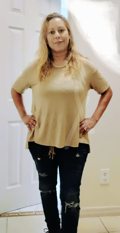 Room needed by professional couple Main Photo