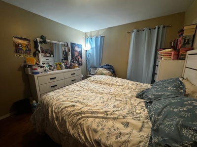 Room for rent professional only $1000/month + depo Main Photo