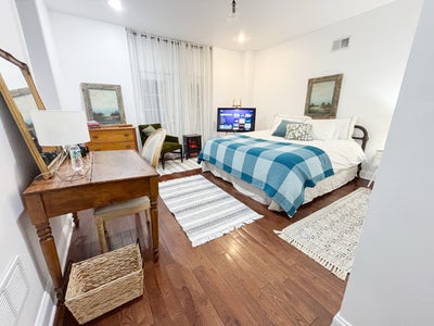 Room for Rent in East Passyunk Main Photo