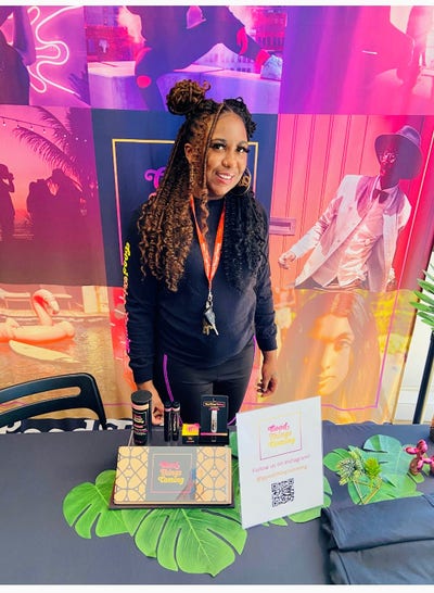 Room wanted in Mesa, AZ Main Photo