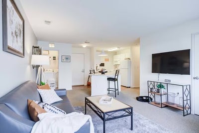 Campus village east Lansing double available Main Photo