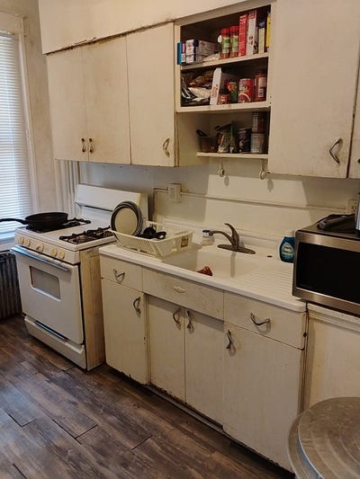 Quiet and Layed Back  Main Photo