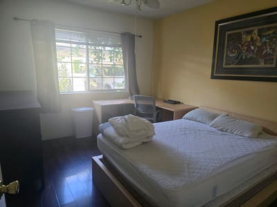 Perfect  comfort andset up room  Main Photo