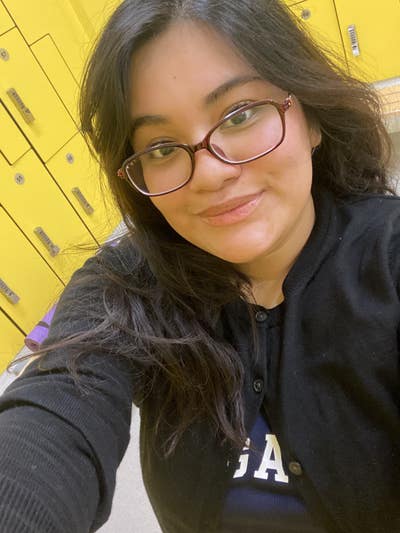 27F needs room for 700 move in now female only Main Photo