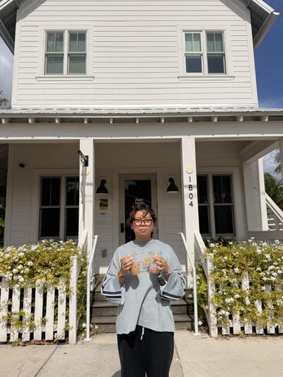 Room wanted in Tampa Main Photo