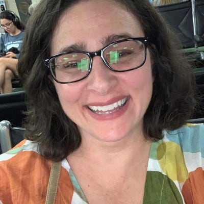 Seeking Female Roommate  Main Photo