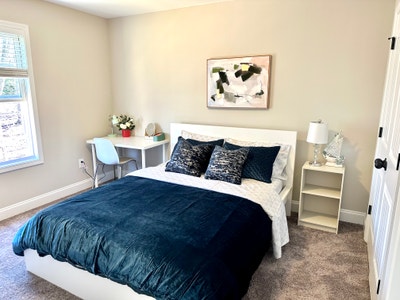 Private Furnished Room in  Home-Month to Month Main Photo